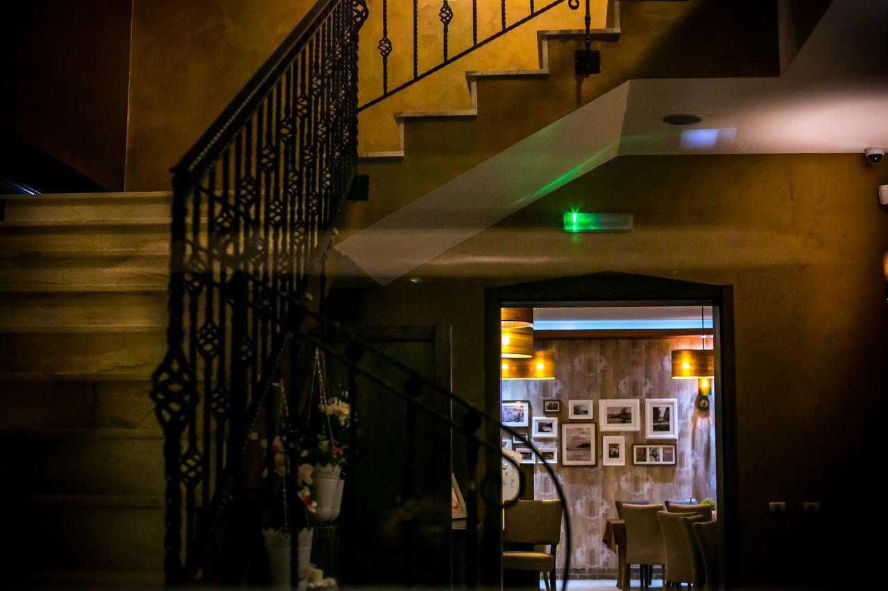 Hotel Moja Carda Temerin Ngoại thất bức ảnh